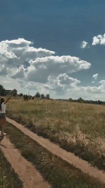 Купили ребенку воздушного змея, играем сами😅 смотреть онлайн