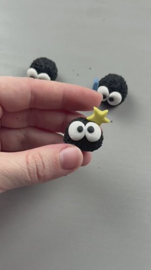 Сусуватари - букашки из м/ф «Унесенные призраками»