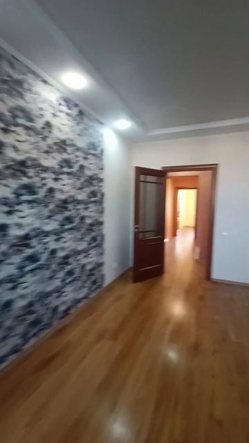 Трехкомнатная квартира, Белгород, Щорса 53