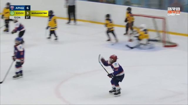 ГОЛ!!! Сидел на скамейки штрафников и забил шайбу!!!