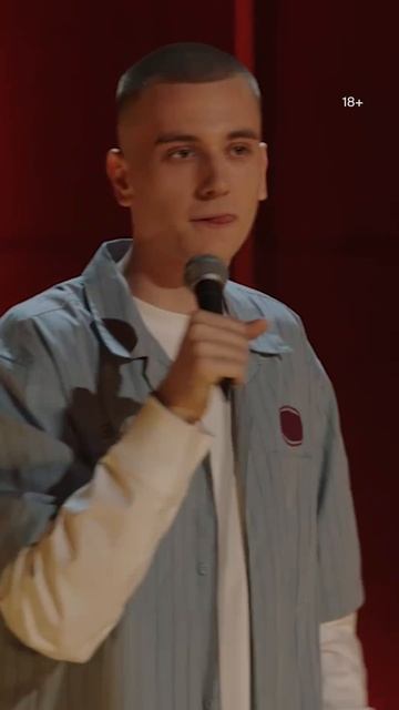 Знакомиться с девушками — всегда стресс 🫠🎙 | Смотрите StandUp и другие комедийные шоу в Okko! смотреть онлайн