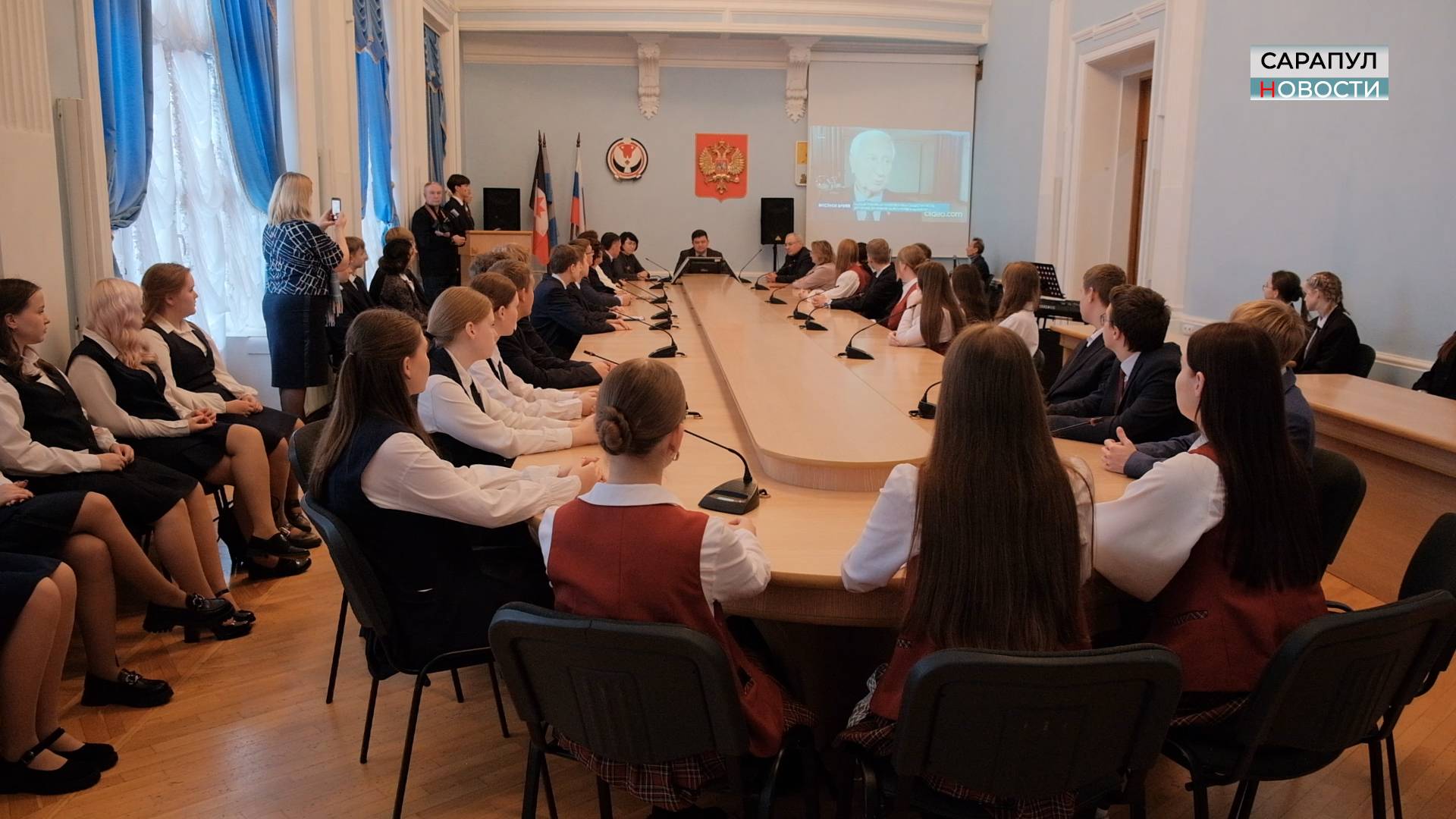 Клуб юных дипломатов смотреть онлайн