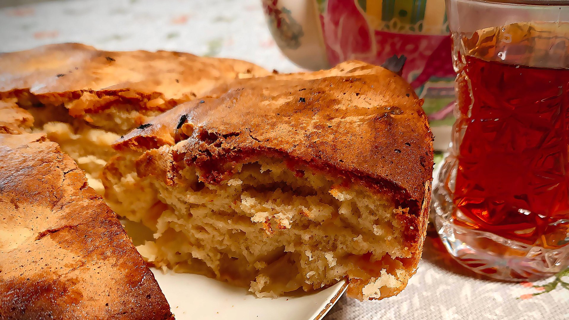 Яблочная шарлотка (рецепт) #яблоки #выпечка #кулинария смотреть онлайн