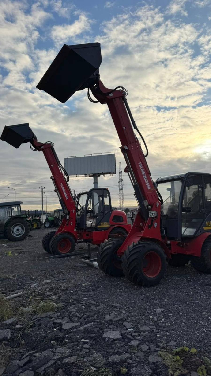 Телескопический мини погрузчик Polar Badger WL 50T / WL 50АT #спецтехника #минипогрузчик #погрузчик