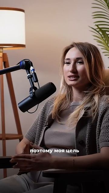 Обои - это пошлый век? Или актуальны до сих пор, как считаете? смотреть онлайн