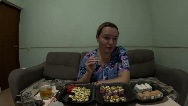 Роллы в санатории. Мукбанг смотреть онлайн