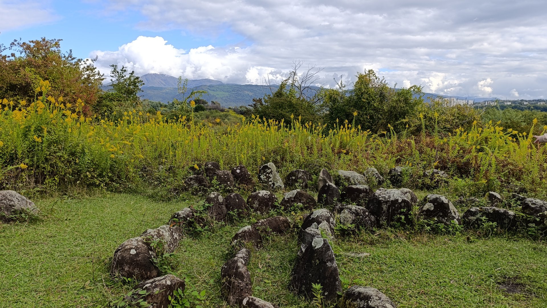 7) На зиму в Абхазию - 4. Эшера, кромлех и источник смотреть онлайн