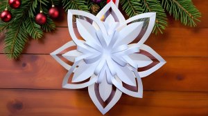 Как красиво вырезать снежинку из бумаги