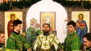 Митрополит Игнатий совершил Божественную литургию в храме преподобного Серафима Саровского