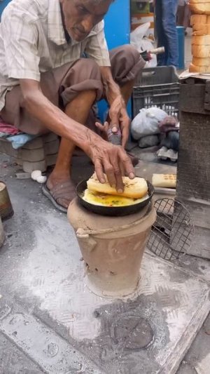 Уникальный яичный тост — индийская уличная еда #shorts