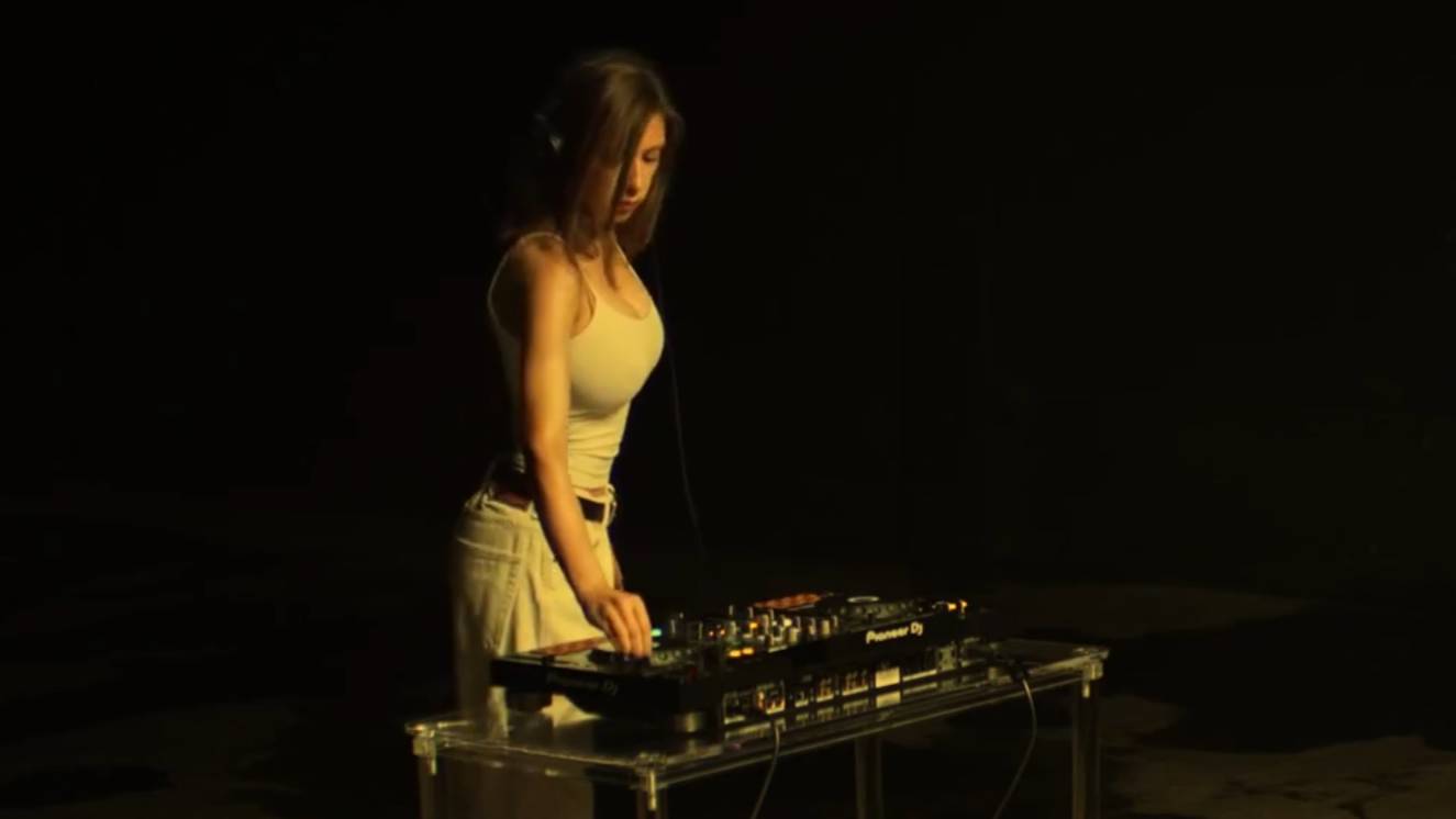 ANNA DUBOWICK @ LOS ANGELES • IDM • DEEP HOUSE • BREAKS DJ MIX смотреть онлайн