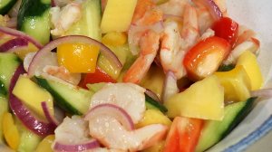 Кухня по заявкам | Салат с манго и тунцом. Салат с манго и креветками. Сальса | Илья Лазерсон /381