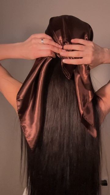 #shorts классный способ , чтоб держался платок смотреть онлайн