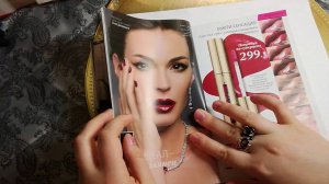 АСМР шепот ЛИСТАЮ КАТАЛОГ Faberlic, болталка, расслабляющее видео, шелест страниц