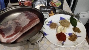 Мясо в луковой шелухе