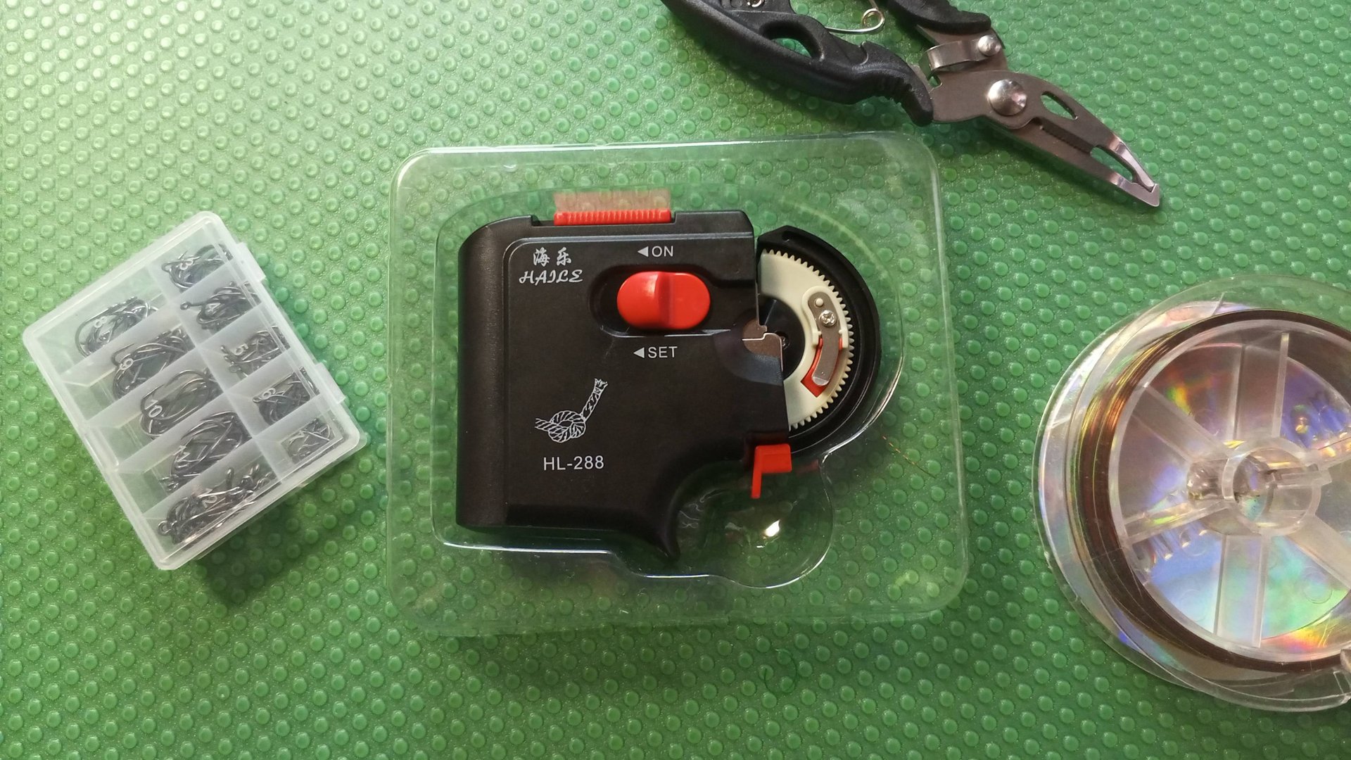 Автоматический Крючковяз. Это действительно нужная вещь для рыбалки! смотреть онлайн