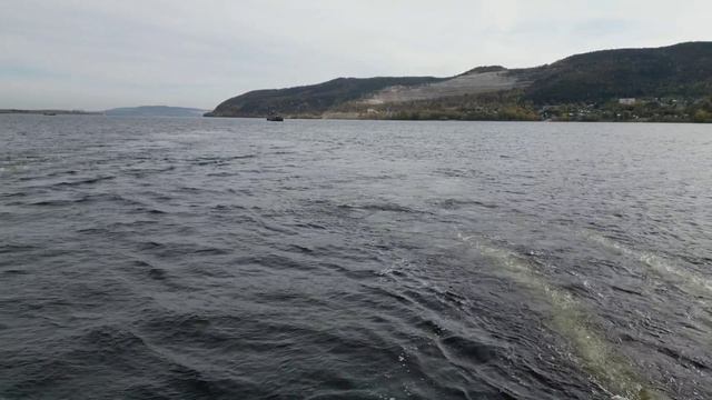 Хаусбот Cruise прогулка.mp4