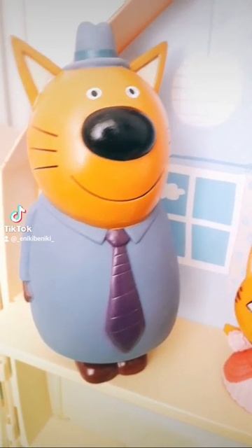 Три кота, Карамелька, видео с игрушками, эники беники