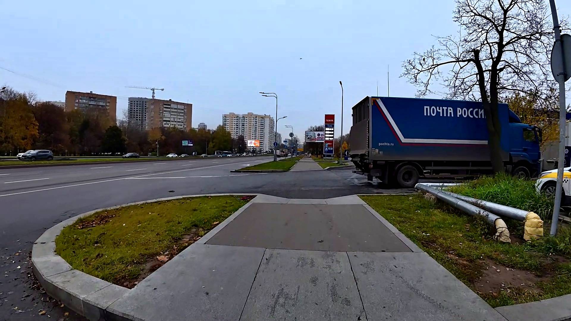 Вдоль Пролетарского проспекта. Москва. Уличные молчаливые прогулки. Часть 3. смотреть онлайн