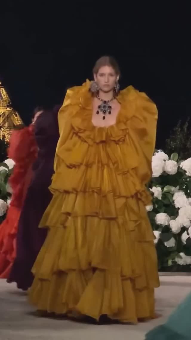 🔥 SAINT LAURENT показ коллекции весна-лето 2026 в Париже смотреть онлайн