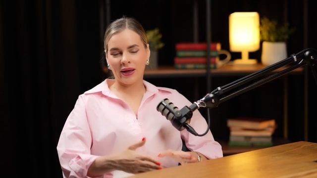 Это должна знать каждая! Про акне, филлеры и аппаратную косметологию – подкаст с дерматологом смотреть онлайн