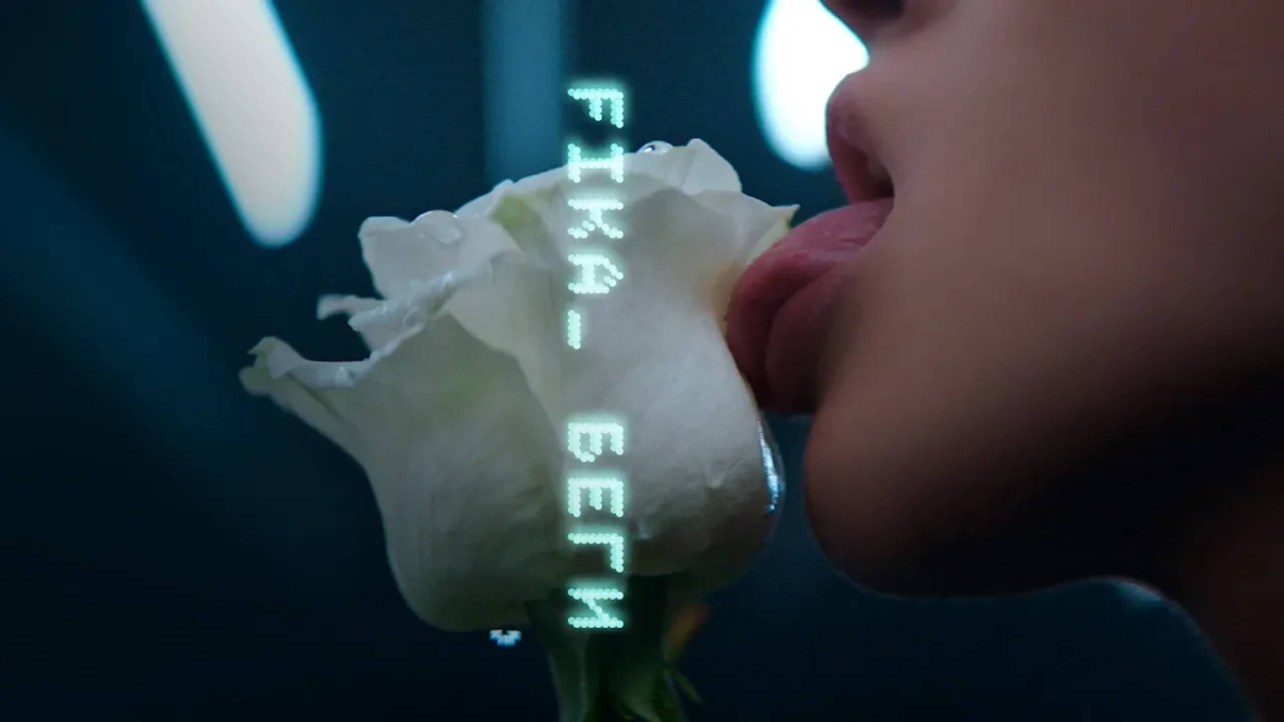 FIKA - Беги смотреть онлайн