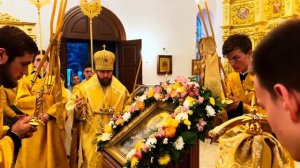 Митрополит Игнатий совершил Всенощное бдение в храме апостола и евангелиста Иоанна Богослова