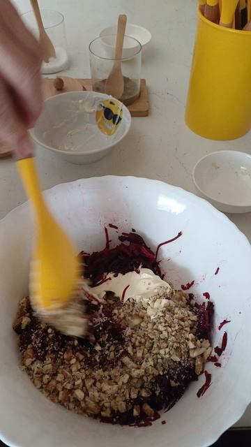 Бюджетный салатик из свёклы!!!! смотреть онлайн