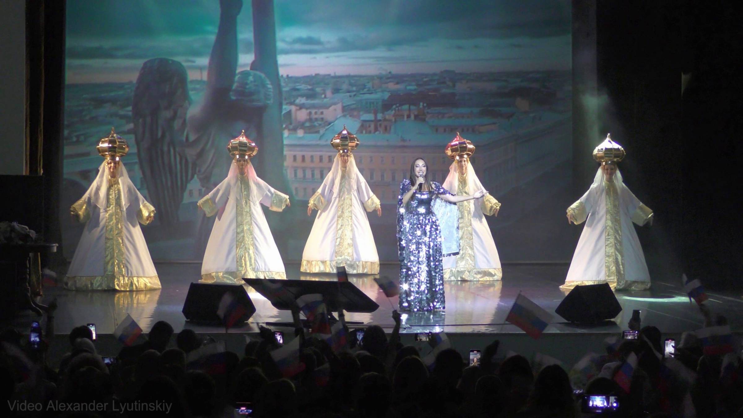 АФИНА - Великая Россия (слова и музыка Ирина Крецу) Юбилейный концерт 2025 смотреть онлайн