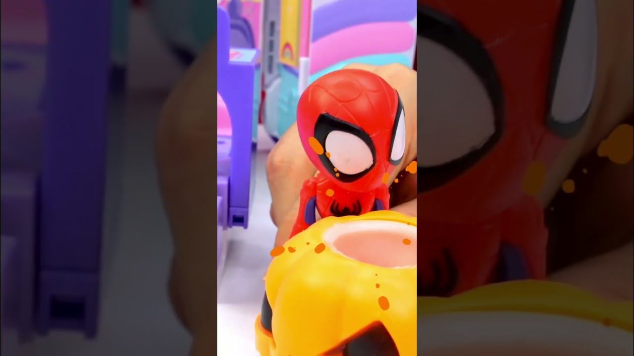 Человек-Паук с тыквой на голове!️ Готовимся к Хэллоуину! #Хэллоуин #длядетей #шортс смотреть онлайн