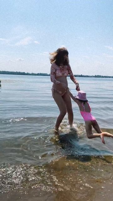 На том берегу Волги😍 смотреть онлайн