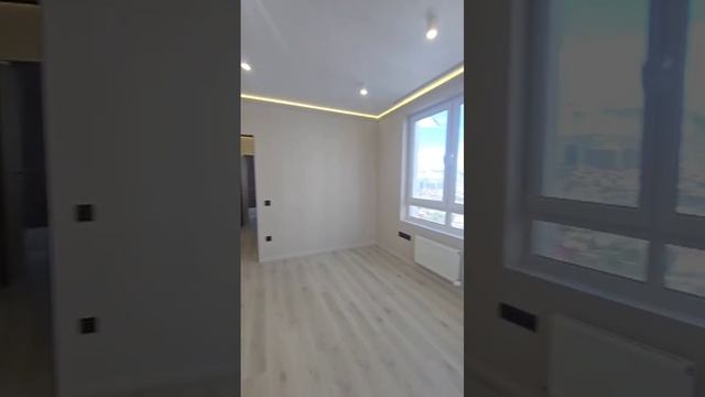 Продаётся евро трехкомнатная квартира с дизайнерским ремонтом и потрясающим видом на море!