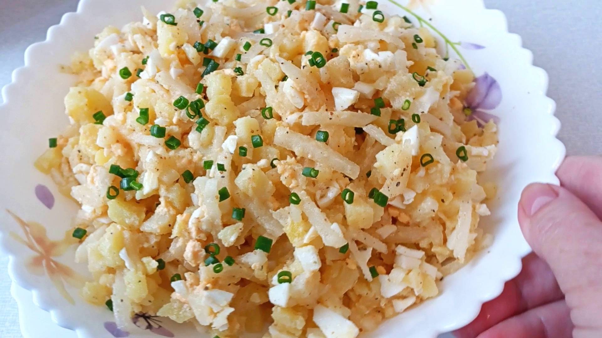 Рецепт Полезного и Сытного Салата из Дайкона Что приготовить смотреть онлайн