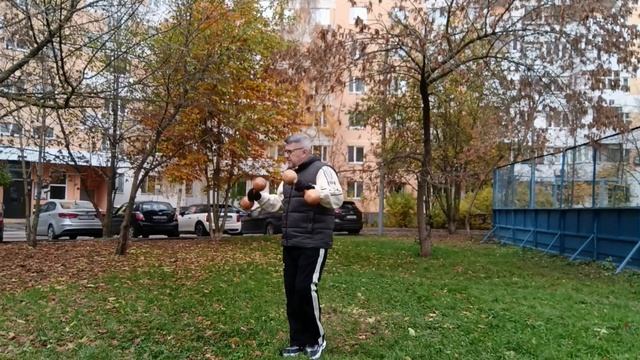 Разминка с деревянными гантелями весом 1.0 кг (7)