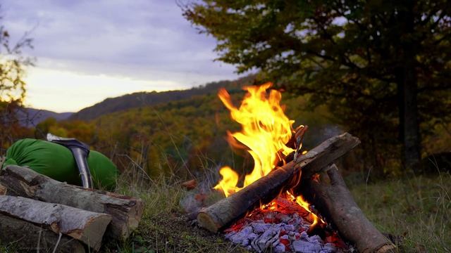 Осенний костёр 4К