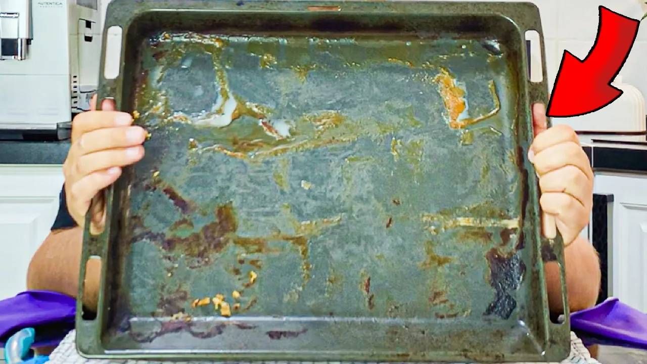 Забудьте о жире и нагаре! Духовка будет сверкать чистотой. Очистите духовку, не пошевелив пальцем!