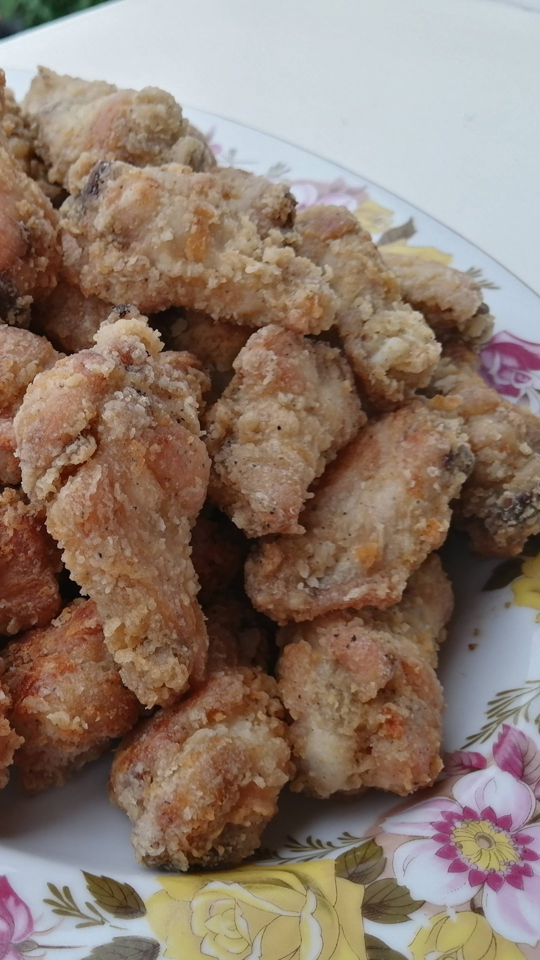 Жареные крылья в панировке на садже Shorts смотреть онлайн