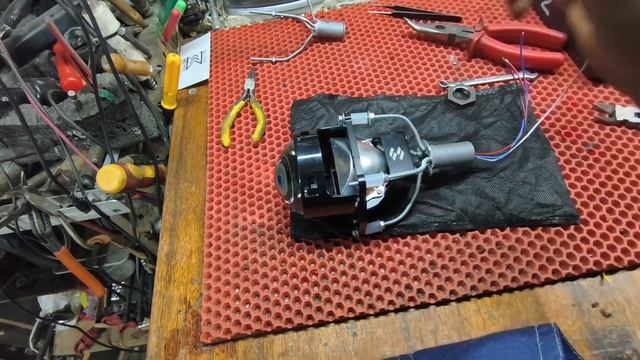 ZORKIY M30 крепёж на "хвоста"