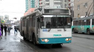 Троллейбус Екатеринбурга ЗиУ-682Г-016.02 борт. №449 маршрут 4 на остановке "Луначарского"