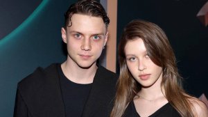 Ваня Дмитриенко Аня Пересильд Силуэт Алиса в Стране Чудес ремикс REMIX #топчарт  #чарт #топлучшая