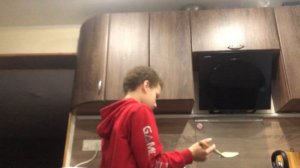 Готовим «Жареные яйца»