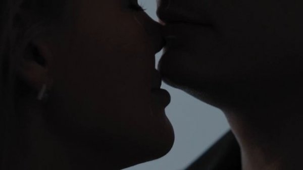 NЮ – «Это была она» (Mood video)