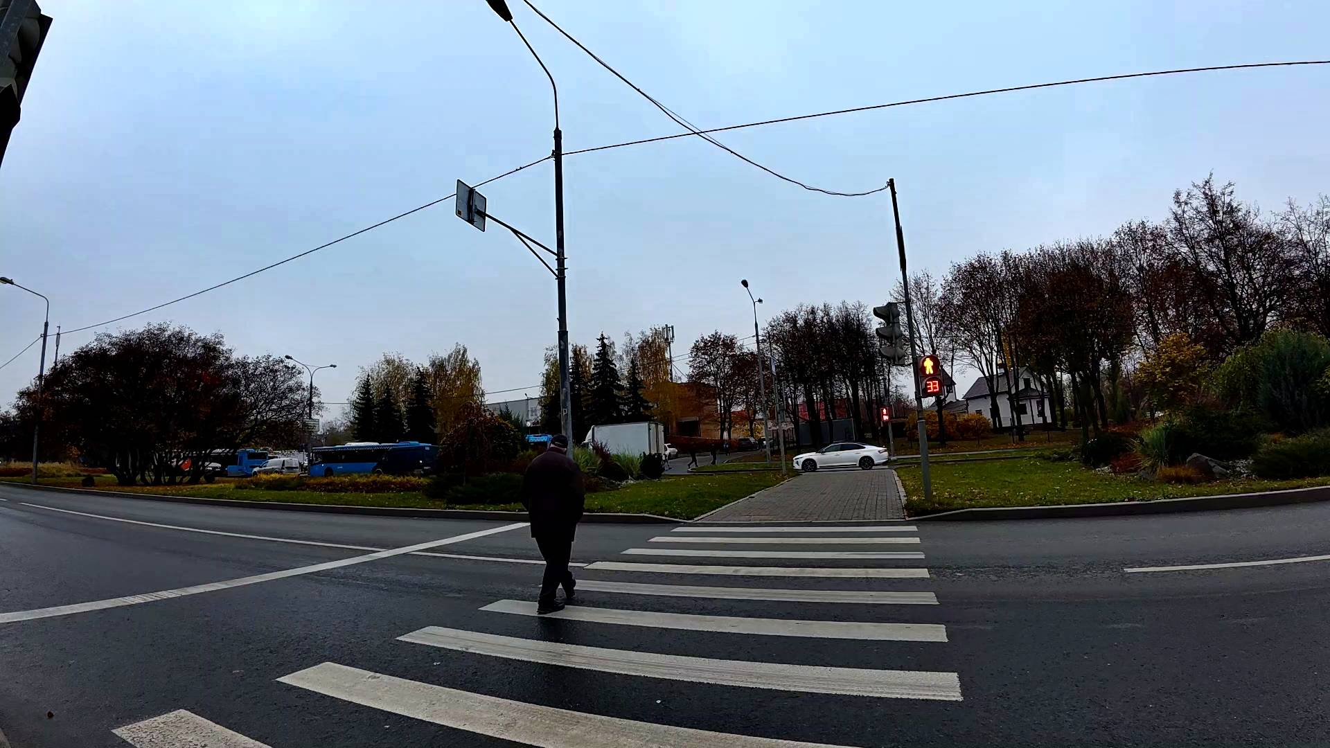 Молчаливая прогулка по городу. Москва. Иду к Ашану. смотреть онлайн