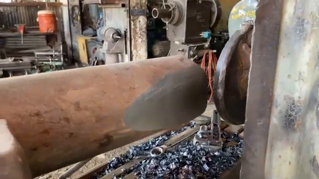 Как обрабатывается долото экскаваторной машины смотреть онлайн