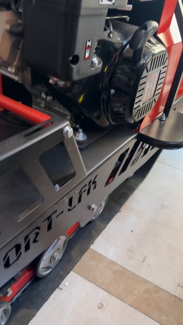 Как купить снегоход и не разориться? Бурлак Страйк❄️ #зима #мотособака #мотобуксировщик #рыбалка смотреть онлайн