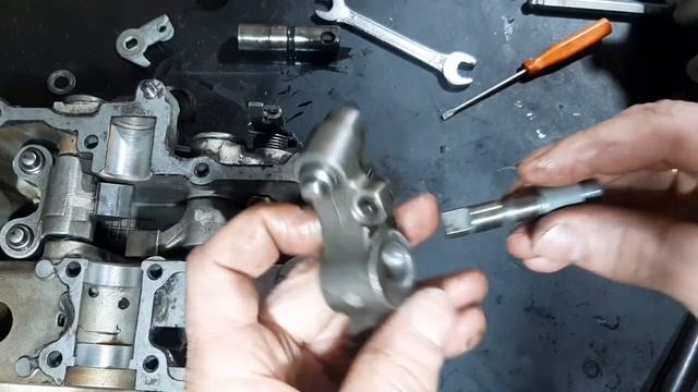 Ремонт Suzuki Intruder 1400 VS. 5ч. Обзор работы декомпрессора.