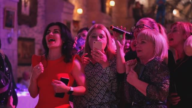 Я развелась! Празднуем!