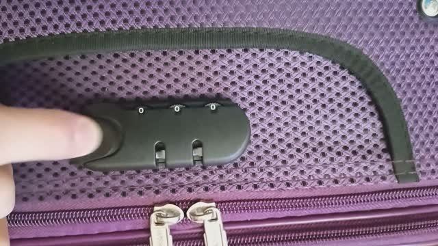 Как поменять код на замке чемодана смотреть онлайн