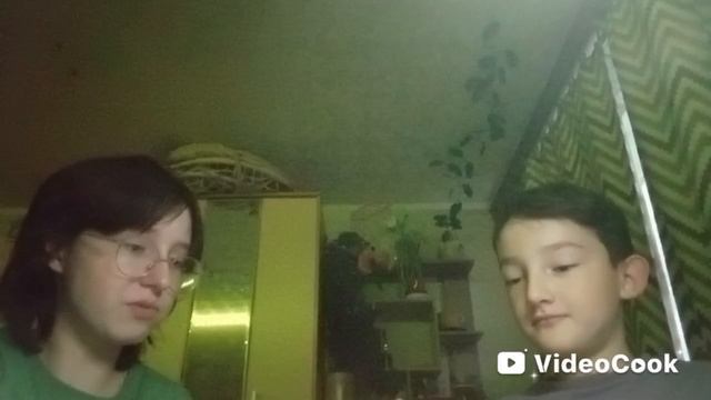 Пробуем разные сладости 4🤩🍭🍬🍡🎂🍰🧁🍫🧃🥧