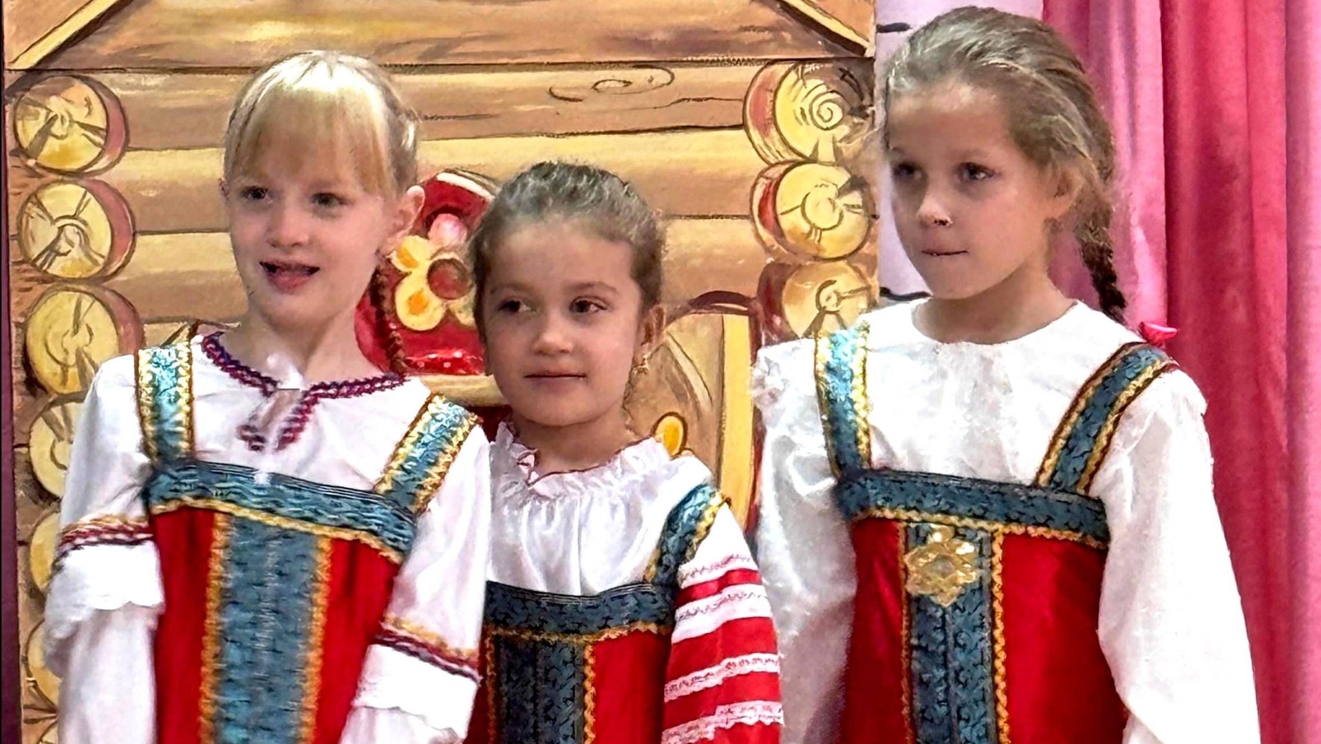 Фольклорный праздник в одном из детских садов Новосибирска смотреть онлайн